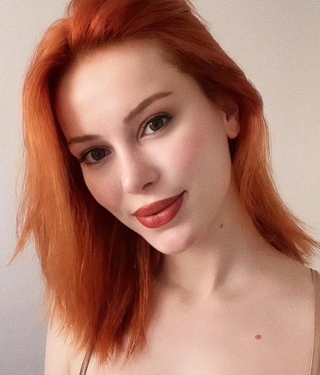 Aysennyuksel star xxx photo