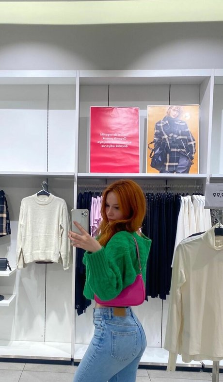 Aysennyuksel pornstar high quality img