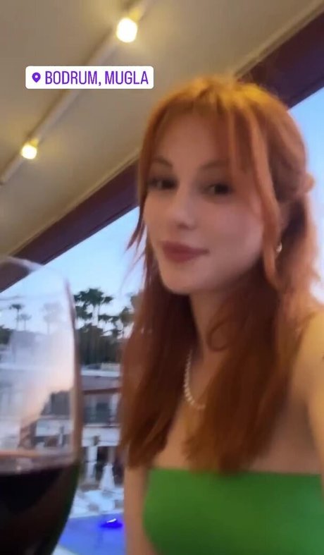 Aysennyuksel model porn images