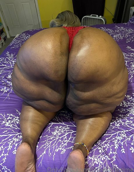 cheekiifemme pornstar nudes pics