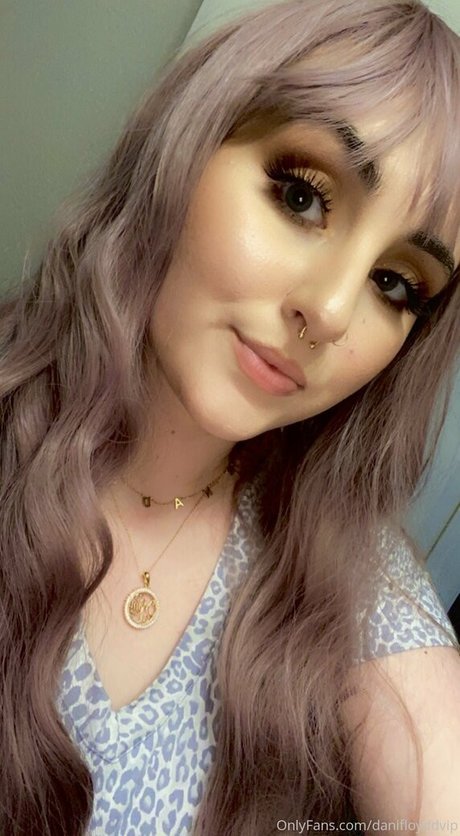 danidarkovip best model picture