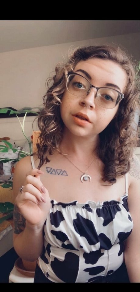 sidhee model nice photo