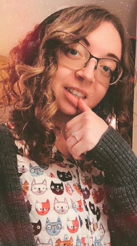 sidhee sex model image