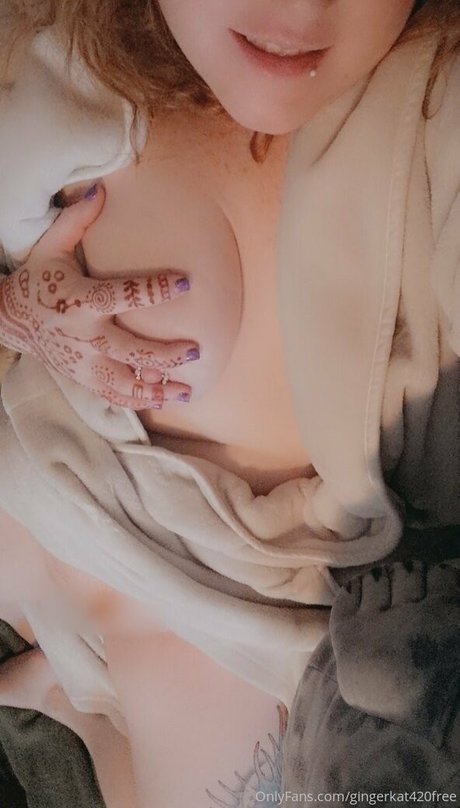 gingerkat420free nude star photos