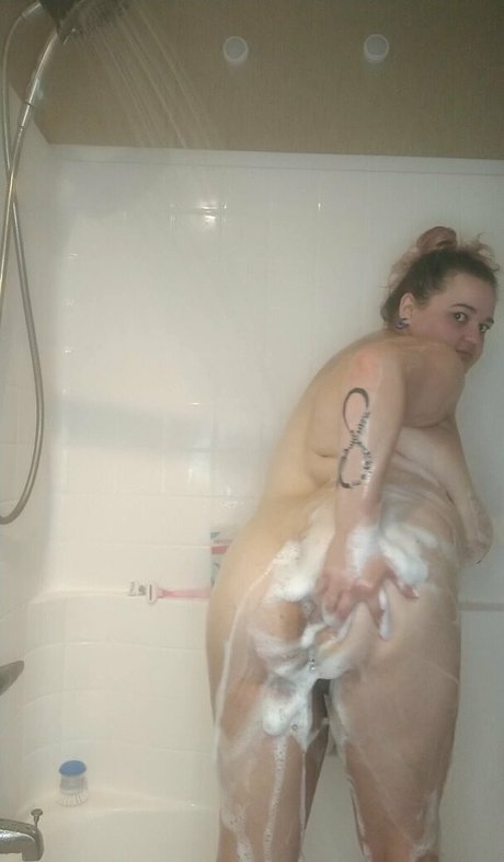 babybooh420 star naked image