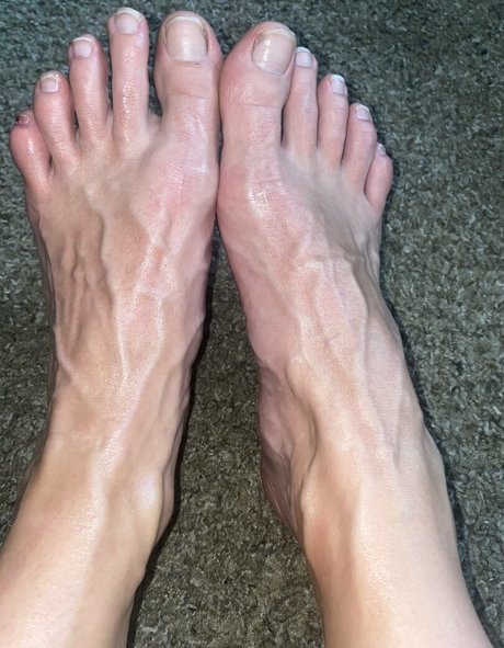 huge shemale onlyfans free nude galleries