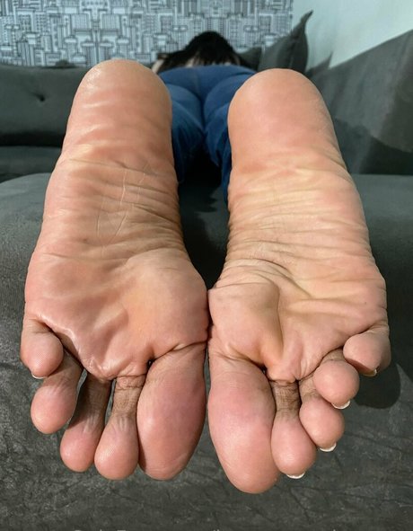 lauraazevedoqueen sexy star pictures