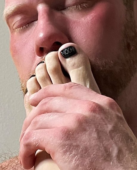 mochimochisosweet adult model pics