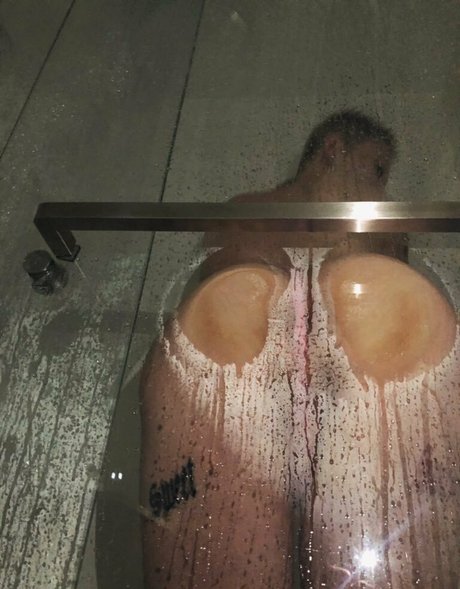 mochimochisosweet beautiful pornstar pic