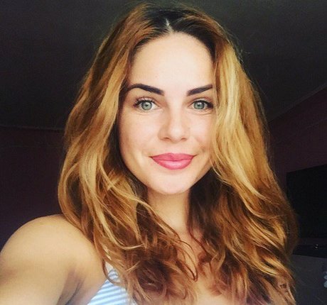 Bella Alice pornstar top photo