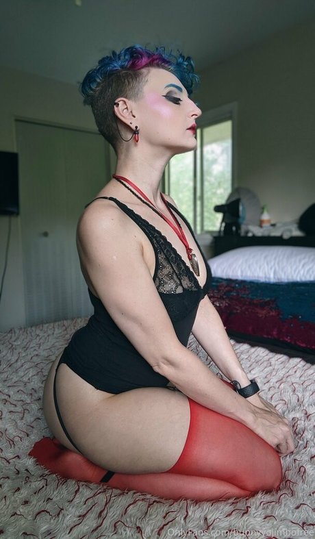 bunnyyojimbofree model sexy photo