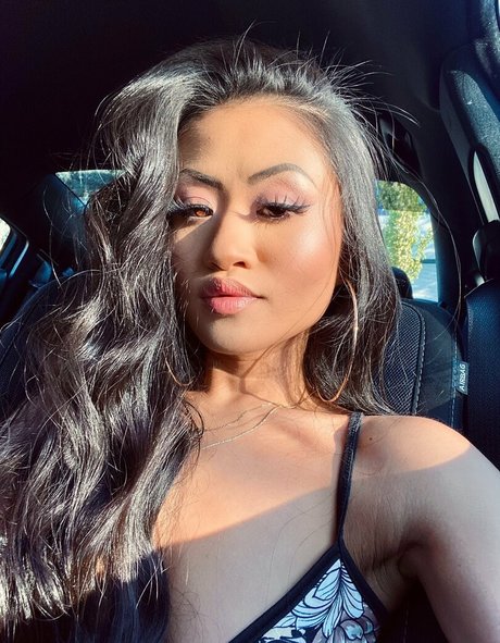 kamikolin xxx model photos