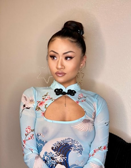 kamikolin nude pornstar photo