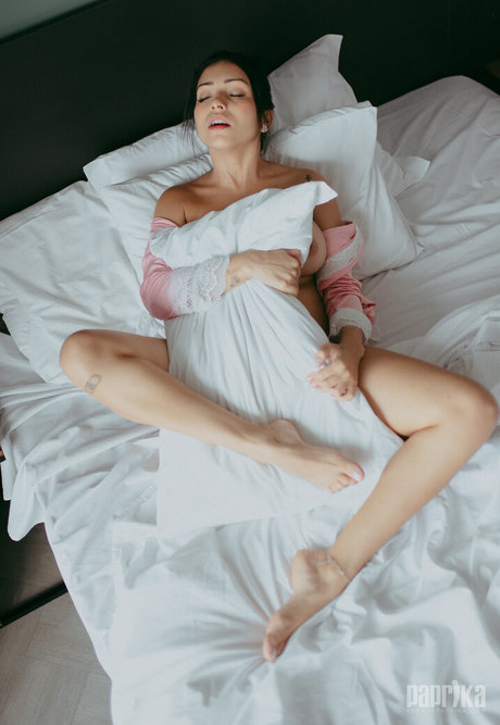 thick latina onlyfans porn image