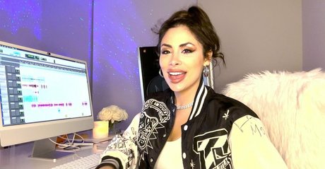 fat tits onlyfans free naked images