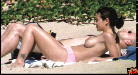 Alyssa Milano naked actress archive