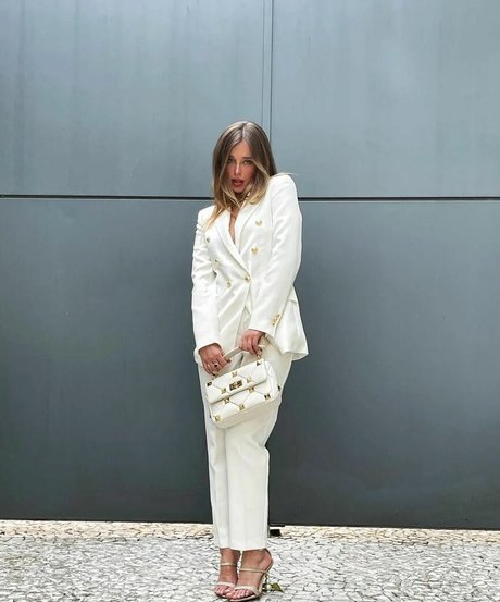 Duda Reis erotic model galleries