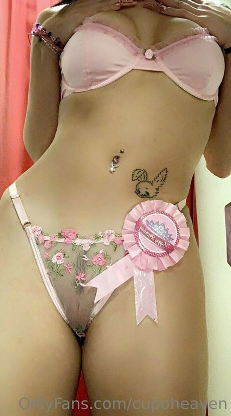 Cupoheaven sexy pornstar pic