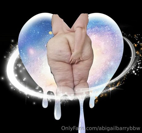 abigailbarrybbw hot actress img