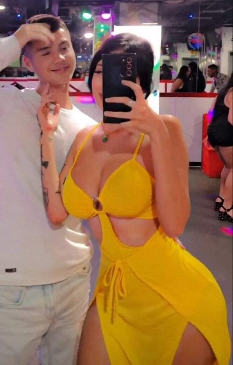 hairy asian onlyfans nude photos