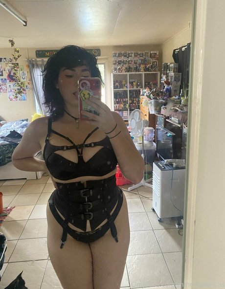 minniealiencos pornstar sexy pictures