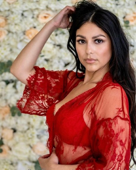 cerissa sustainable pornstar nude pictures