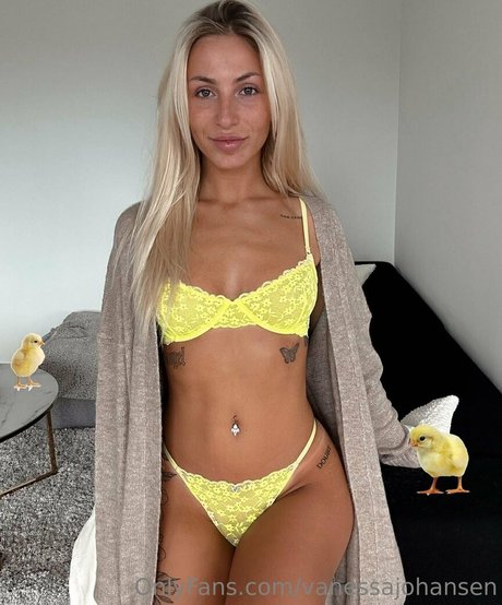 vanessajohansen nude actress pic