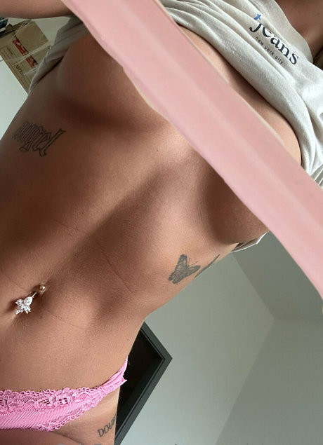 vanessajohansen star exclusive pics