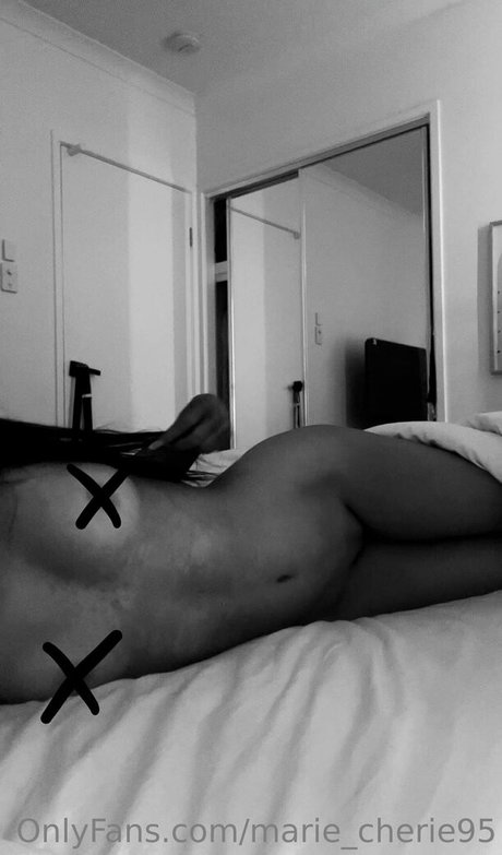 marie cherie95 star naked images