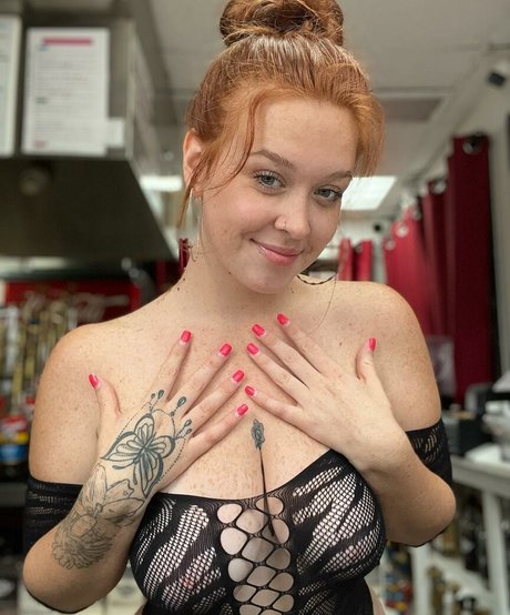 bbyg scarlettt pornstar nice pic