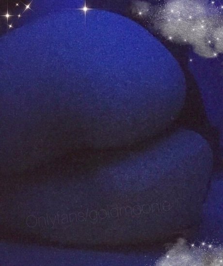 goldmoonie sex model pictures