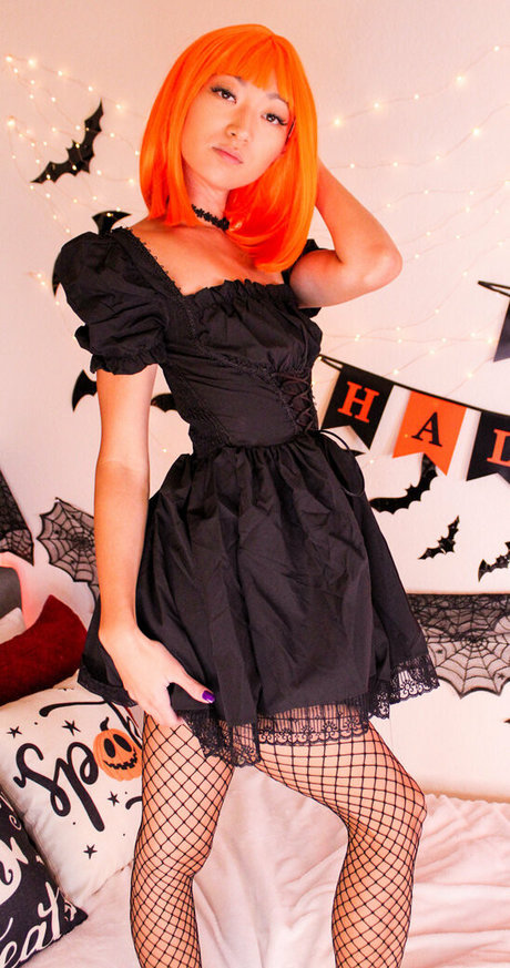 submit2sofie model pretty archive