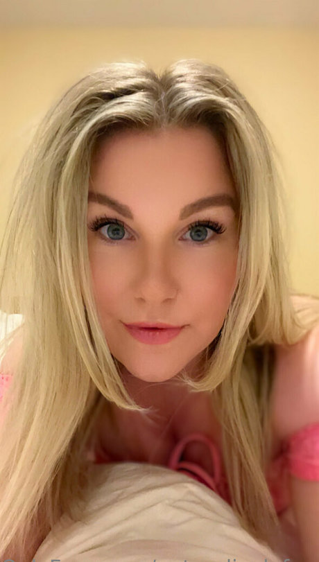 cougar onlyfans beautiful naked img