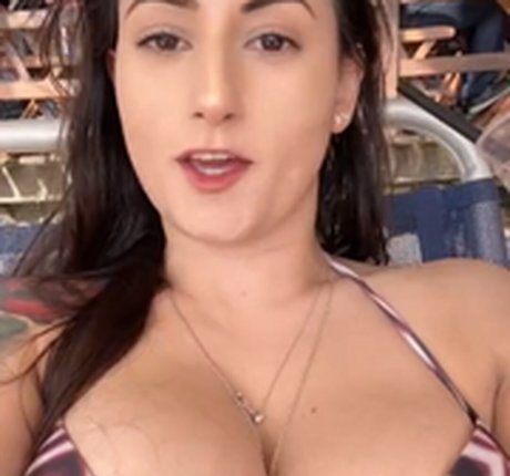 Livy b pornstar picture