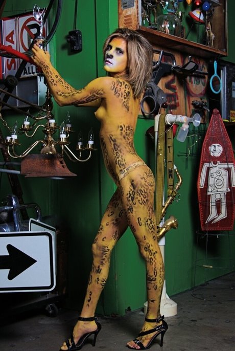 Genevieve04k star high quality pictures