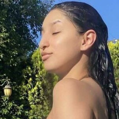 Valentinesdayy pornographic model photos