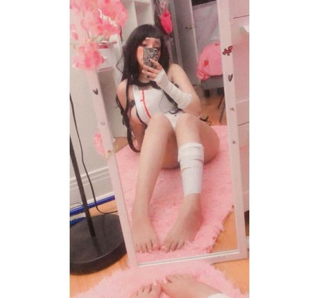 babymelini perfect actress photos