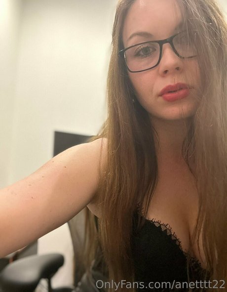 arteich star nude pic