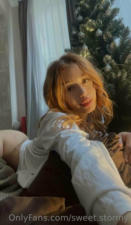 stormy bunny hd star photo