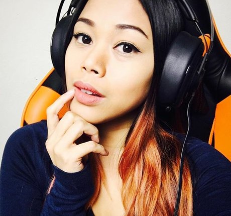 Jonna Mae star nudes img