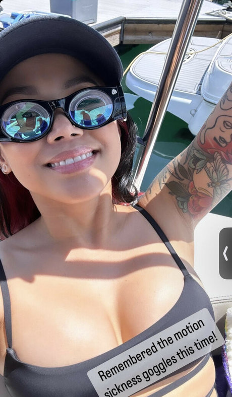 Jonna Mae pornstar pretty gallery