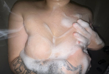 mixhelleeg high quality model galleries