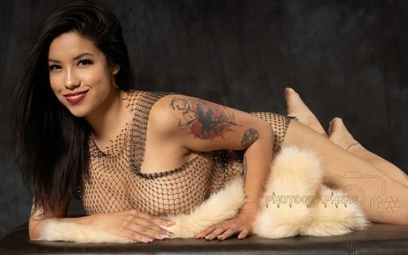 The Filipina Latina erotic model photos