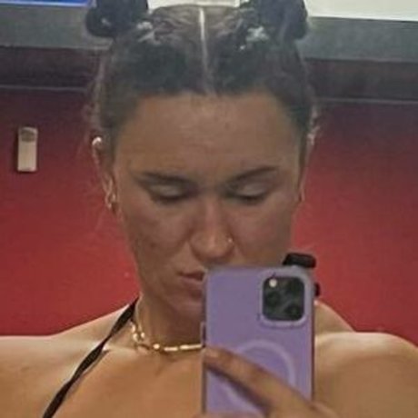 Katy Pull model best photo