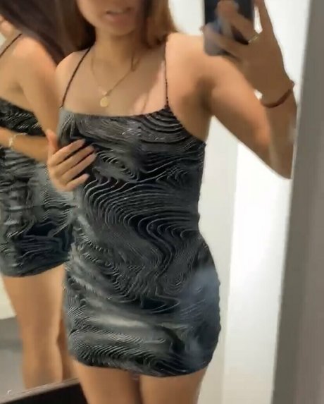 sluttedlola perfect model image