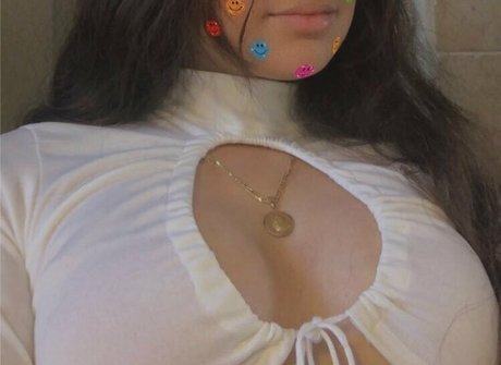 sluttedlola pornstar nude images