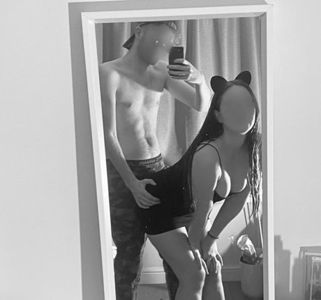 shawn charlotte exclusive model photo