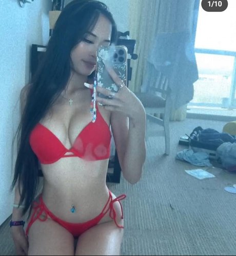 tiffanyxhoang pornstar pic