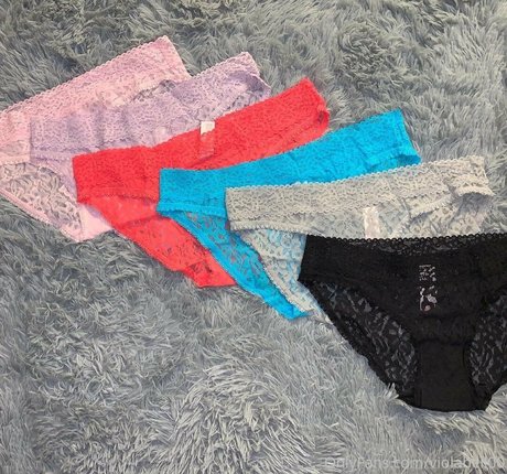 violabell00 high quality model photo