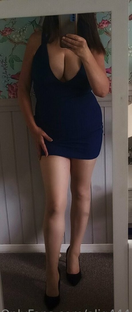 alig44444 model high quality galleries